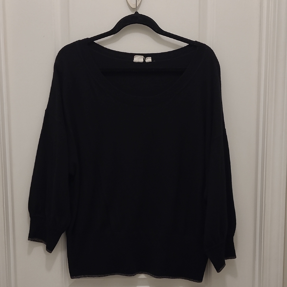 GAP Women's Classic Black Crew Neck Sweater